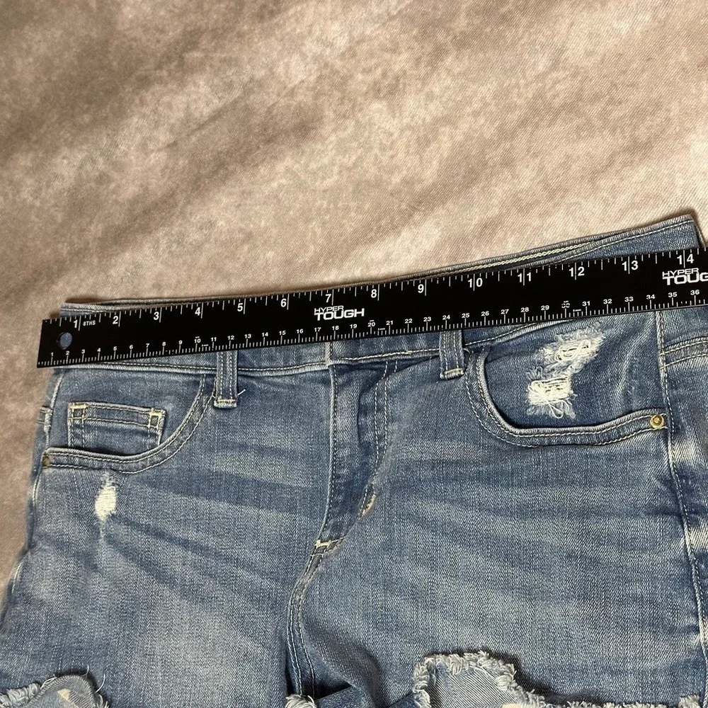 Sneak Peek Denim Shorts Womens Size S Blue Mid Rise Distressed Cut Off Frayed - Picture 6 of 7